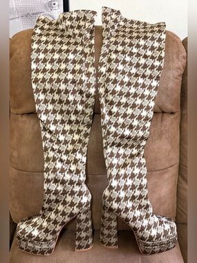 Dollskill Platform Thigh High Over The Knee Boots Size 8.5